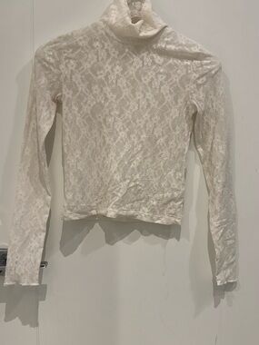 Aritzia Wilfred Ivory Lace Turtleneck Long Sleeve Top - XS - $30